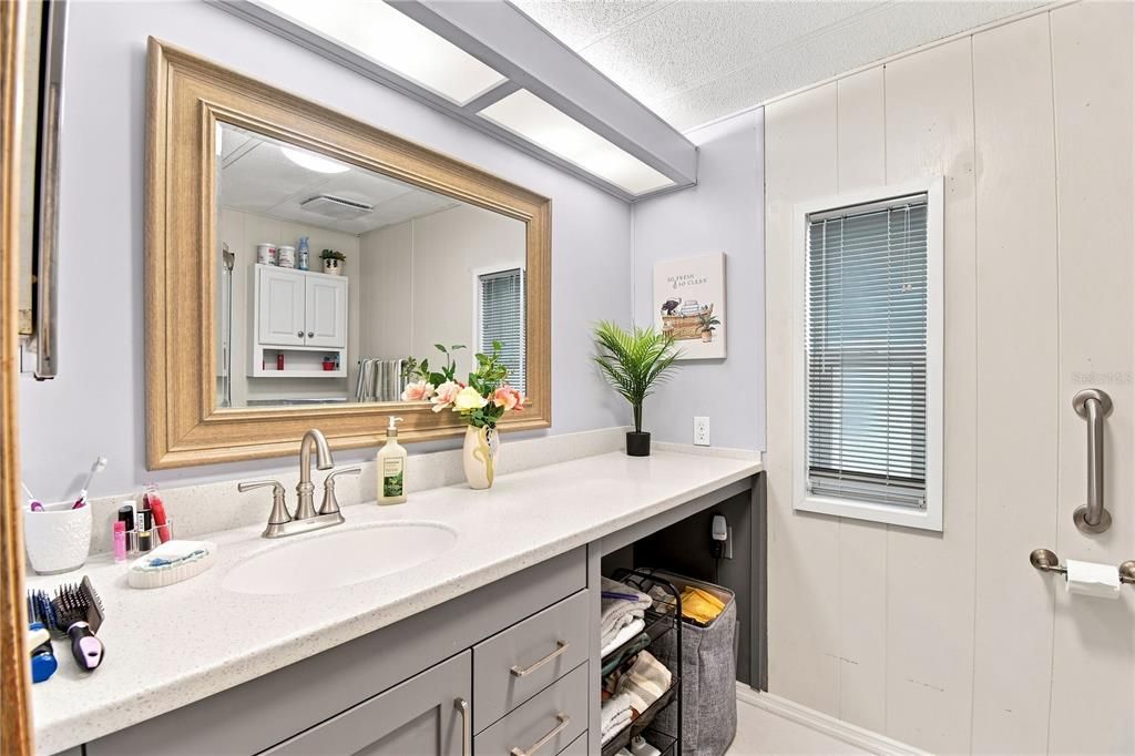 En Venta: $225,000 (2 camas, 2 baños, 1160 Pies cuadrados)