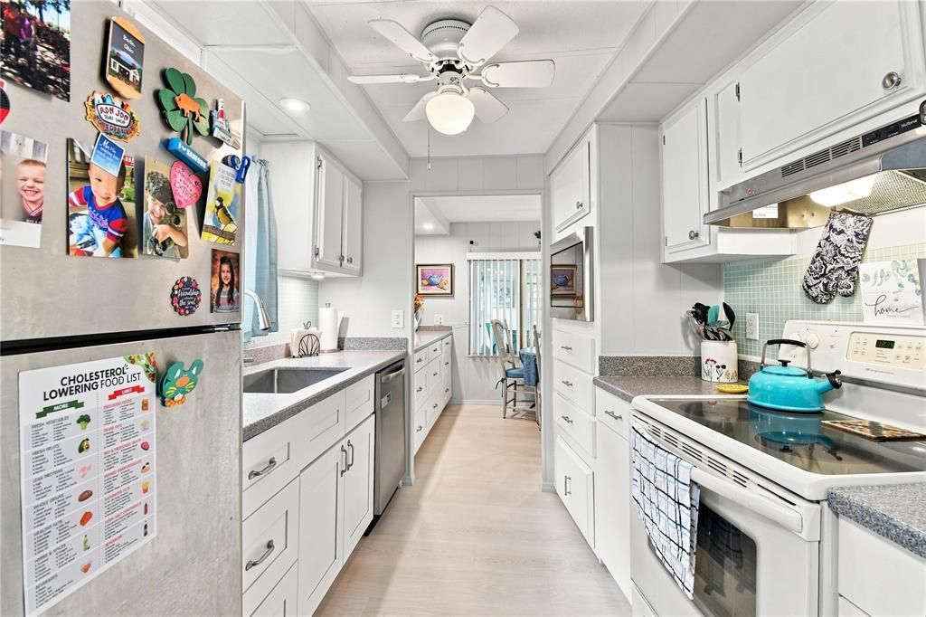 En Venta: $225,000 (2 camas, 2 baños, 1160 Pies cuadrados)