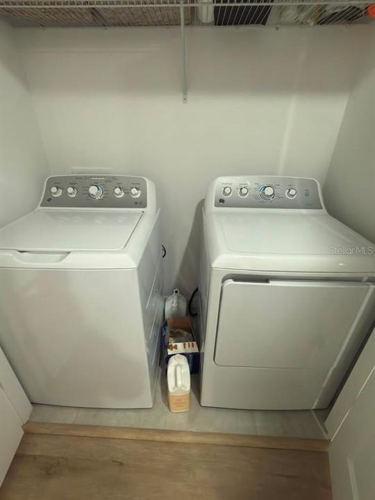 For Rent: $2,350 (3 beds, 2 baths, 1555 Square Feet)