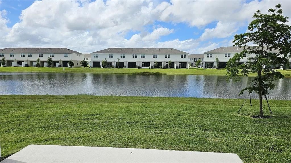 For Rent: $2,350 (3 beds, 2 baths, 1555 Square Feet)