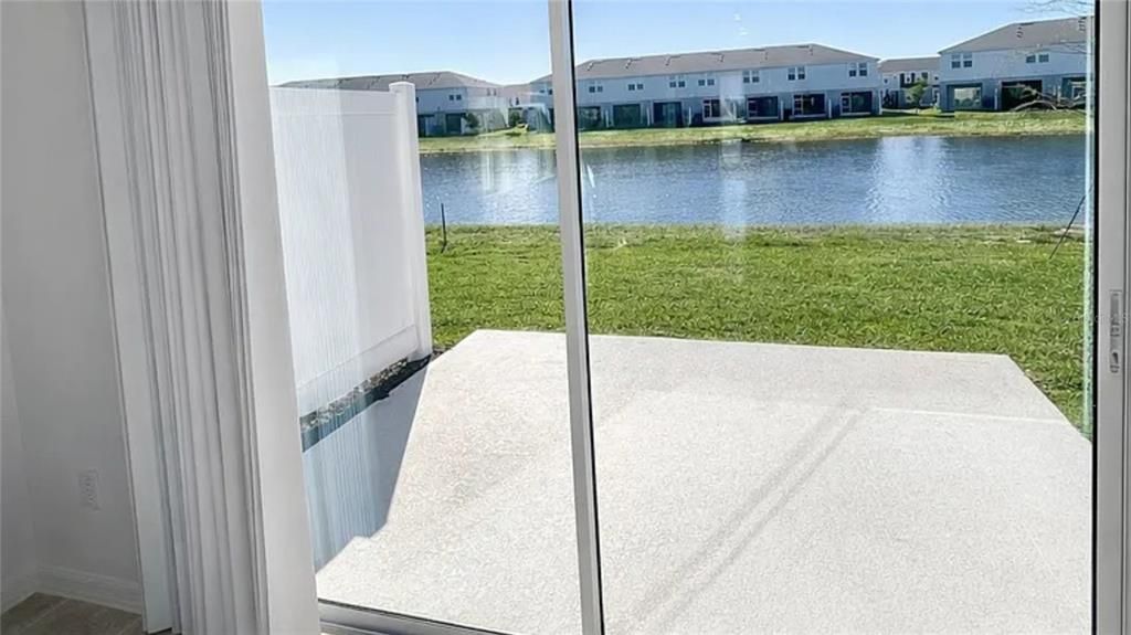 For Rent: $2,350 (3 beds, 2 baths, 1555 Square Feet)