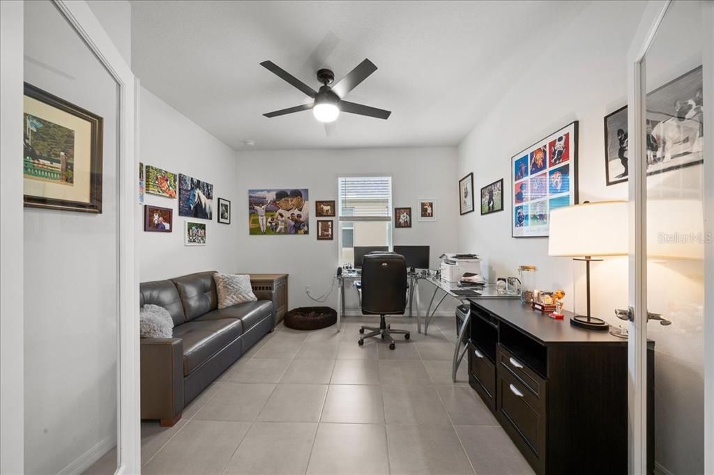 For Sale: $425,000 (2 beds, 2 baths, 1853 Square Feet)
