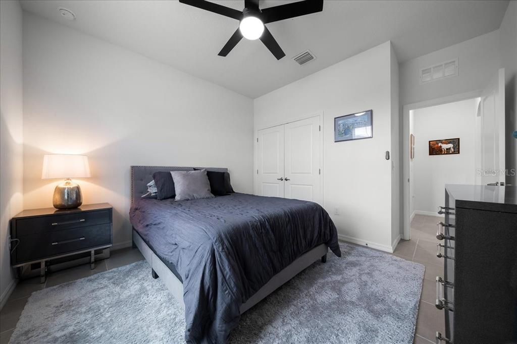 For Sale: $425,000 (2 beds, 2 baths, 1853 Square Feet)