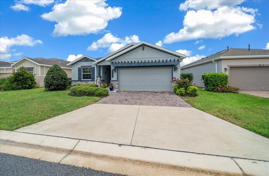 For Sale: $425,000 (2 beds, 2 baths, 1853 Square Feet)