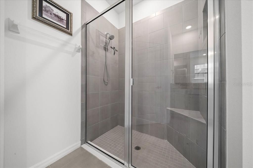 For Sale: $425,000 (2 beds, 2 baths, 1853 Square Feet)