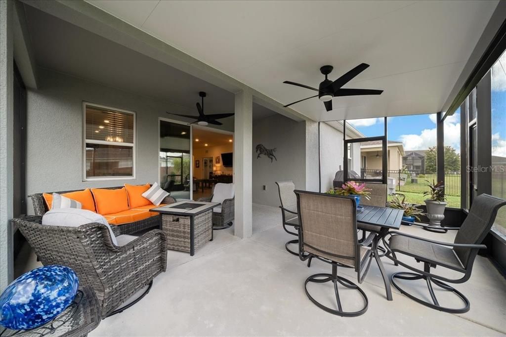 For Sale: $425,000 (2 beds, 2 baths, 1853 Square Feet)