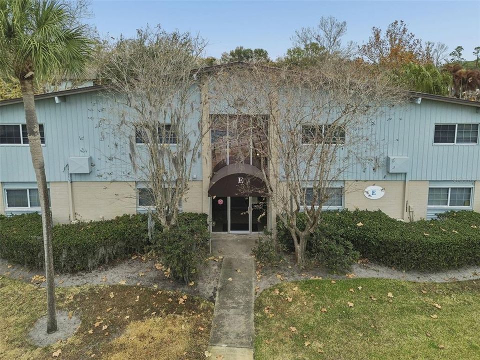 For Rent: $1,750 (3 beds, 2 baths, 1149 Square Feet)