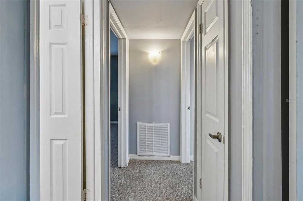 For Rent: $1,750 (3 beds, 2 baths, 1149 Square Feet)