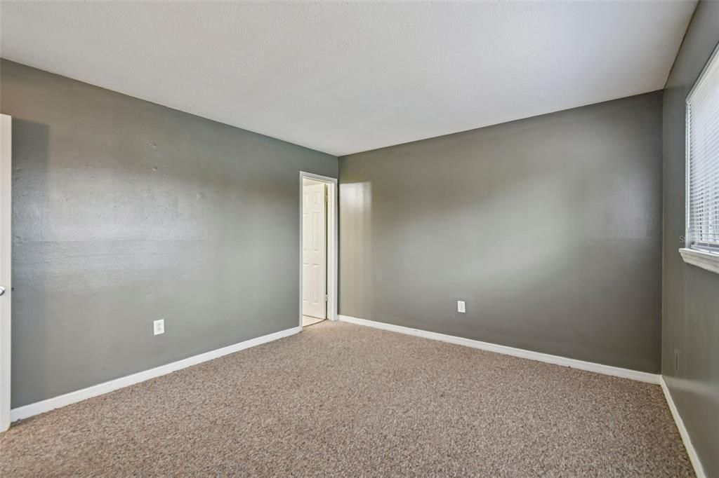 For Rent: $1,750 (3 beds, 2 baths, 1149 Square Feet)