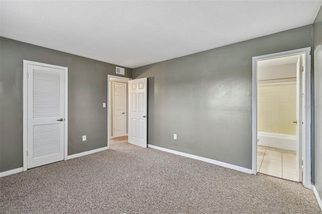 For Rent: $1,750 (3 beds, 2 baths, 1149 Square Feet)