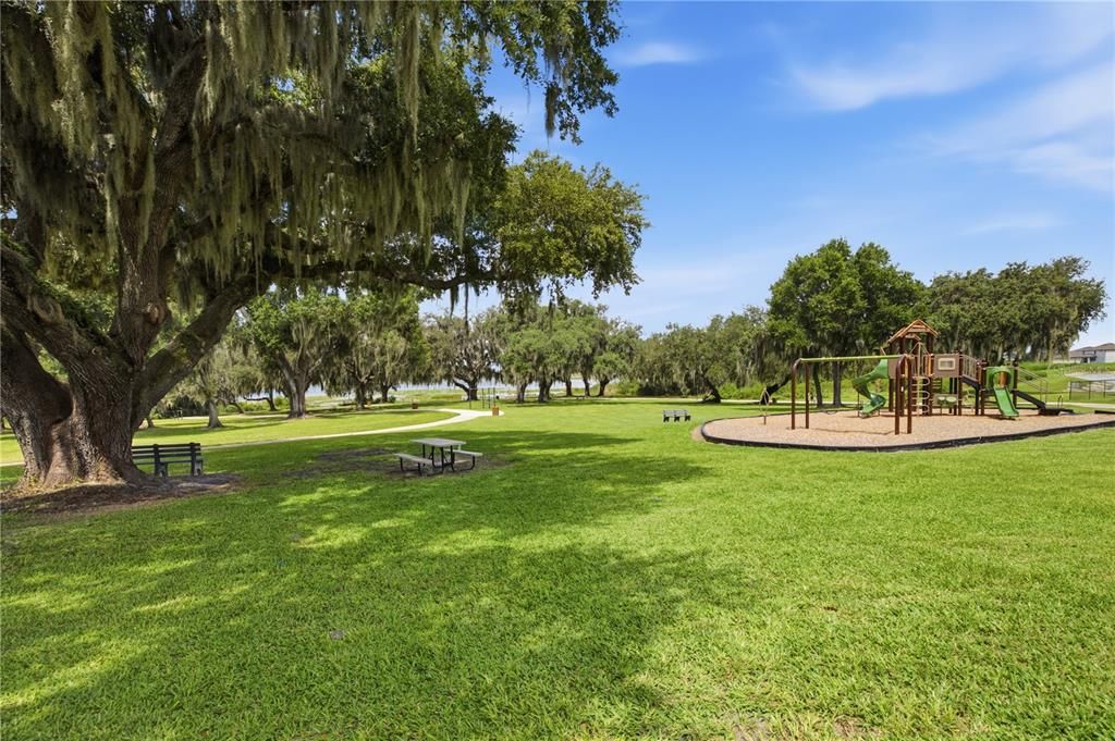 For Sale: $325,000 (3 beds, 2 baths, 1760 Square Feet)