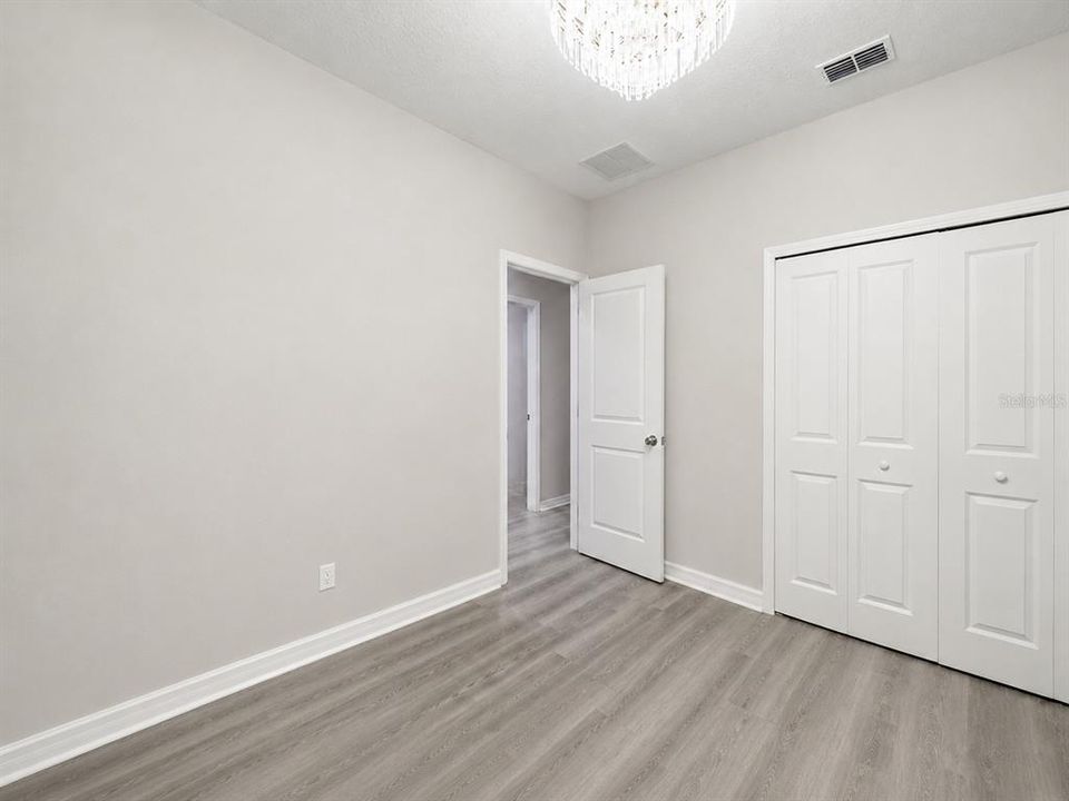 For Sale: $325,000 (3 beds, 2 baths, 1760 Square Feet)