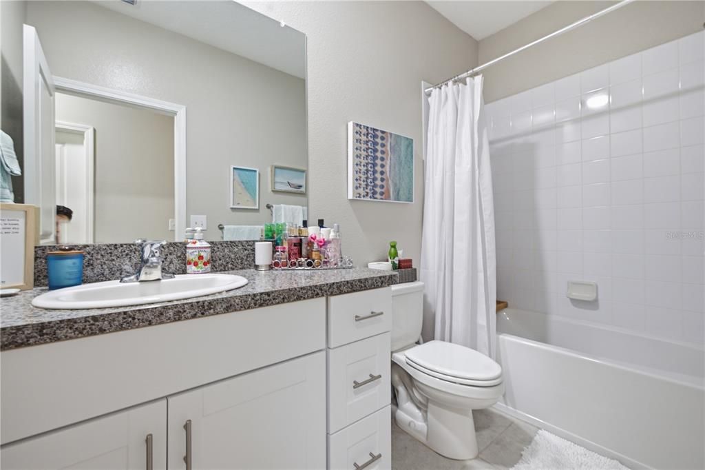 For Sale: $325,000 (3 beds, 2 baths, 1760 Square Feet)