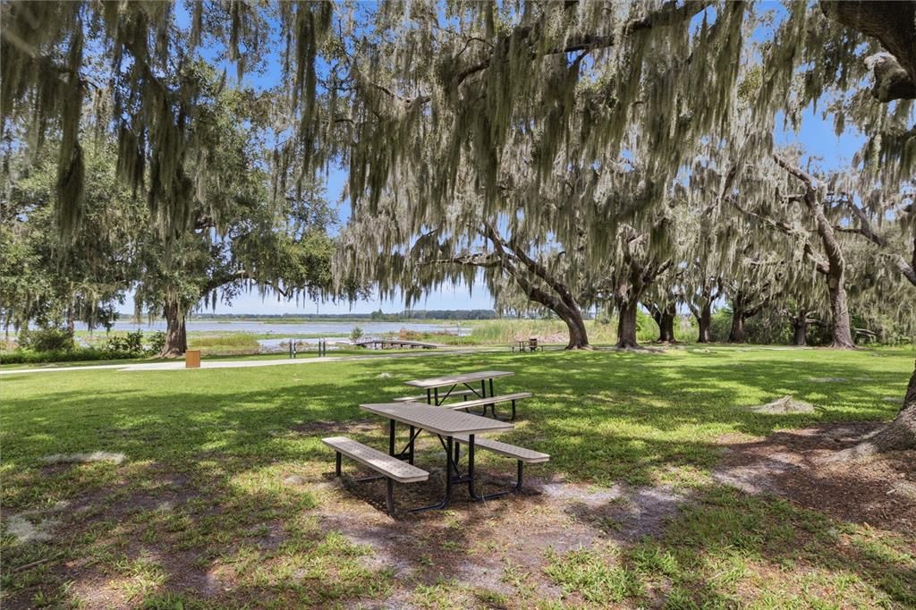 For Sale: $325,000 (3 beds, 2 baths, 1760 Square Feet)