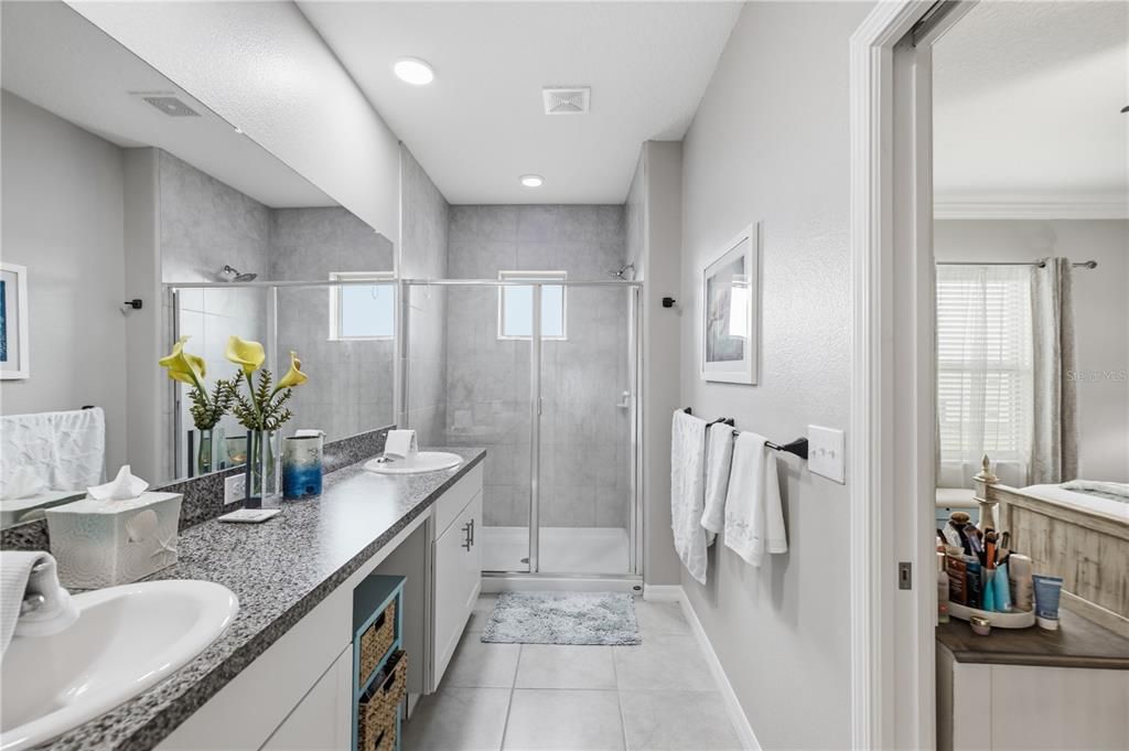 For Sale: $325,000 (3 beds, 2 baths, 1760 Square Feet)