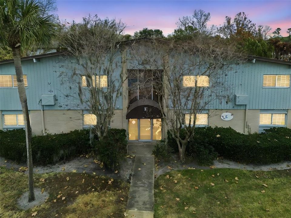 For Rent: $1,750 (3 beds, 2 baths, 1149 Square Feet)