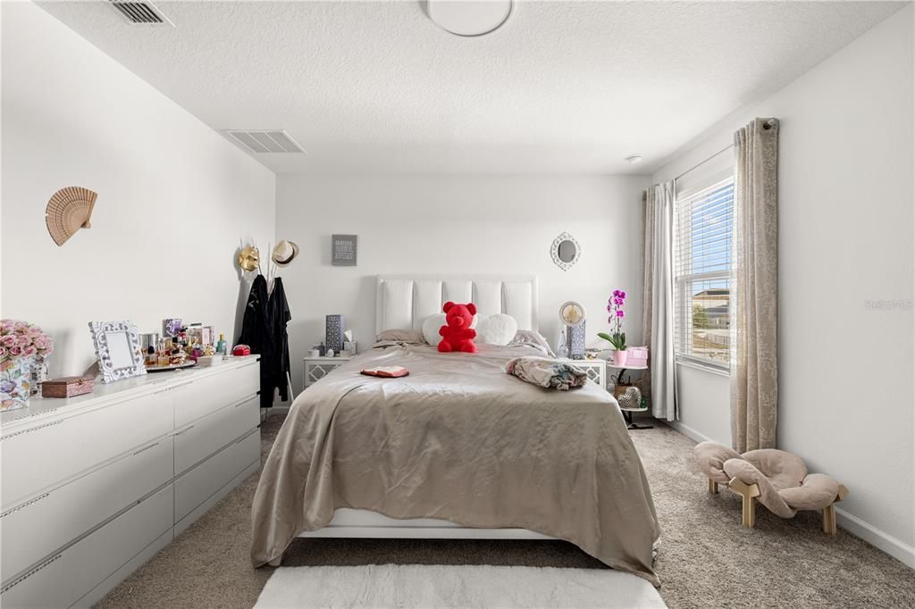 En Venta: $449,990 (4 camas, 2 baños, 1871 Pies cuadrados)