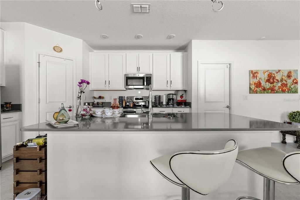 En Venta: $449,990 (4 camas, 2 baños, 1871 Pies cuadrados)