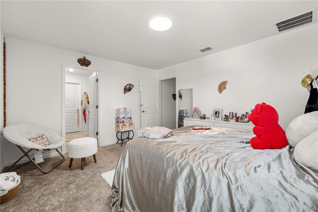 En Venta: $449,990 (4 camas, 2 baños, 1871 Pies cuadrados)