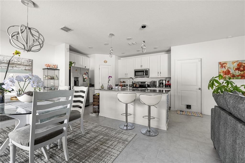 En Venta: $449,990 (4 camas, 2 baños, 1871 Pies cuadrados)