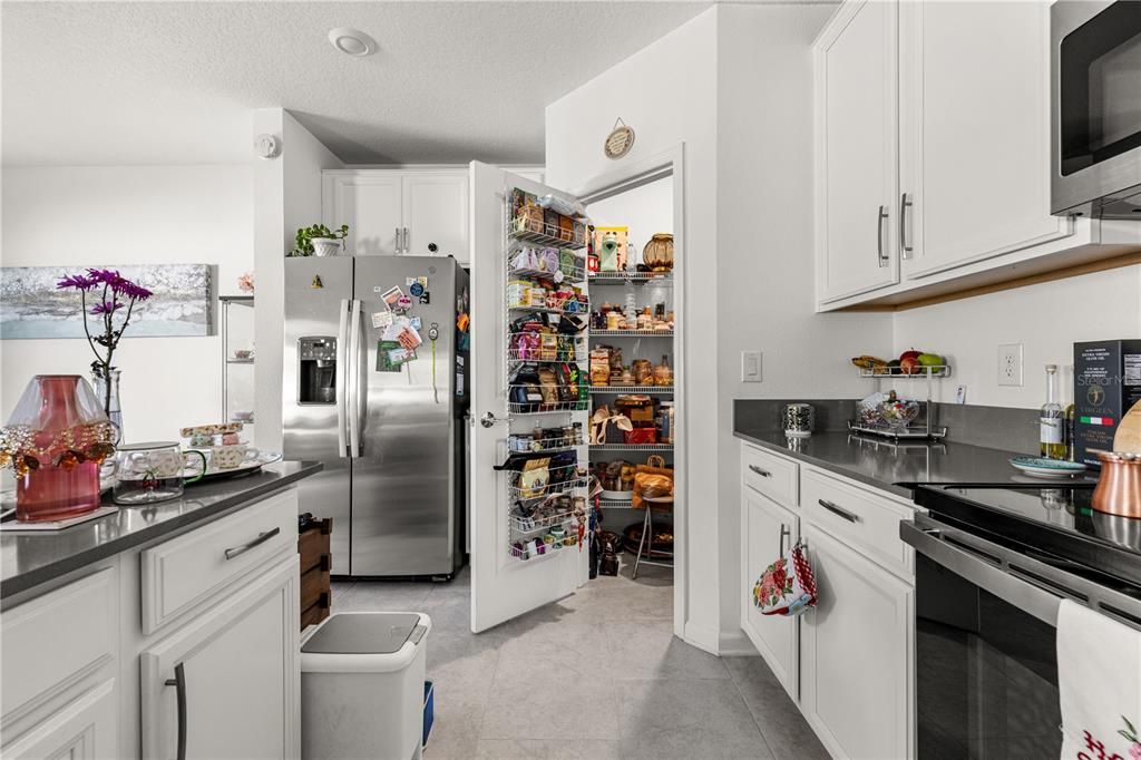 En Venta: $449,990 (4 camas, 2 baños, 1871 Pies cuadrados)