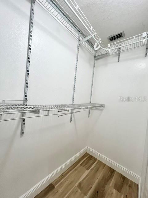 For Rent: $2,700 (3 beds, 2 baths, 1781 Square Feet)