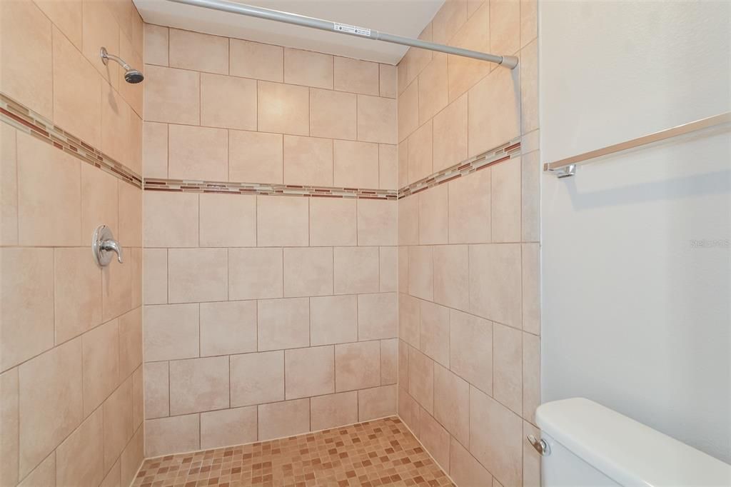 Active With Contract: $375,900 (5 beds, 3 baths, 2033 Square Feet)