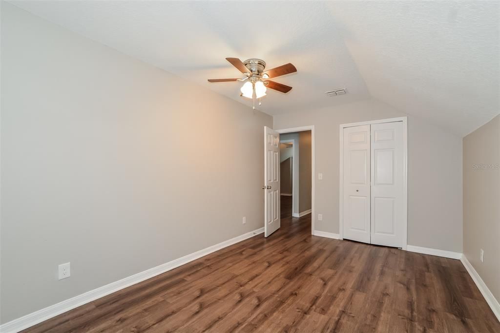 Active With Contract: $375,900 (5 beds, 3 baths, 2033 Square Feet)