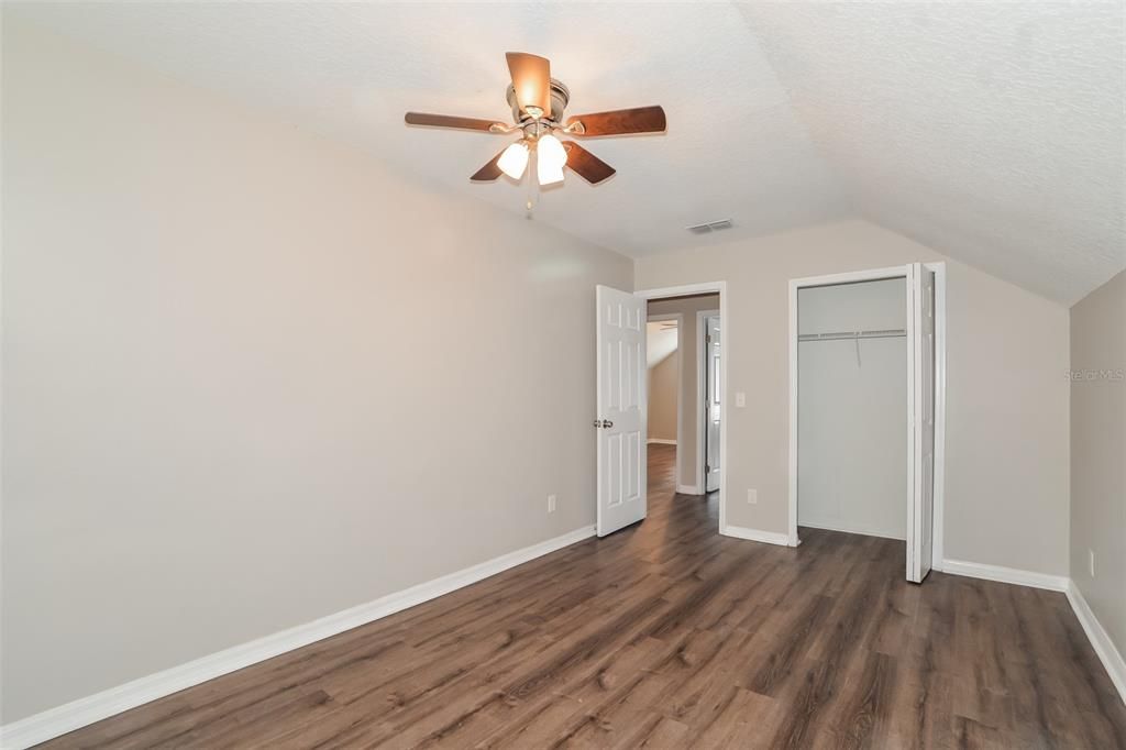 Active With Contract: $375,900 (5 beds, 3 baths, 2033 Square Feet)