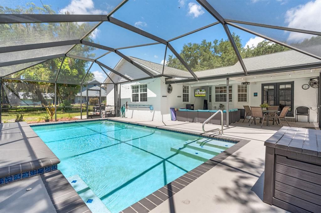 Active With Contract: $519,900 (3 beds, 2 baths, 1791 Square Feet)