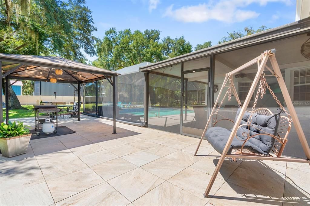 Active With Contract: $519,900 (3 beds, 2 baths, 1791 Square Feet)