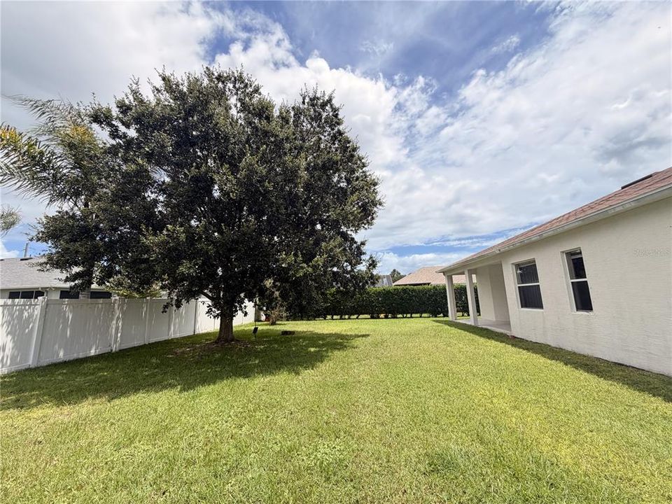 For Rent: $2,200 (3 beds, 2 baths, 2125 Square Feet)