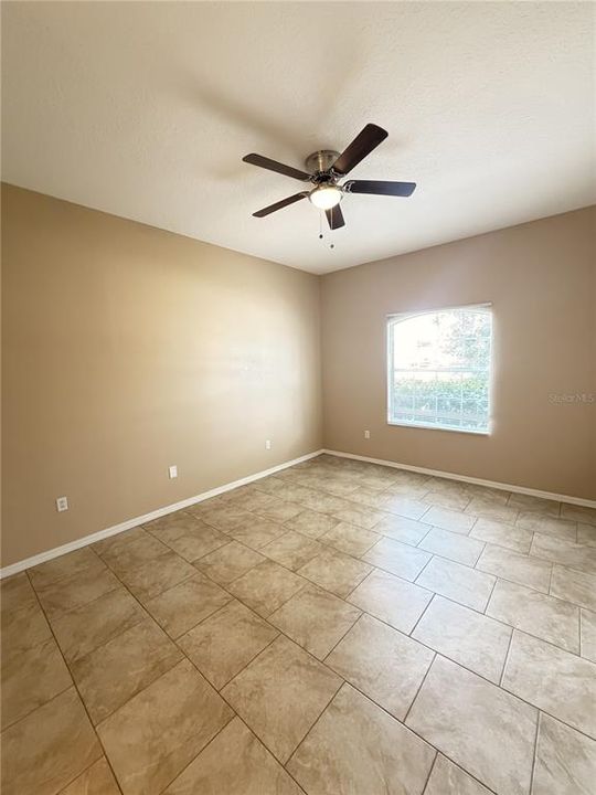For Rent: $2,200 (3 beds, 2 baths, 2125 Square Feet)