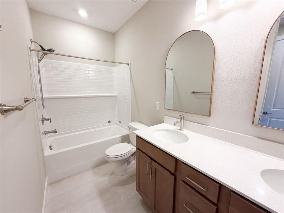 En Venta: $810,000 (5 camas, 4 baños, 4286 Pies cuadrados)