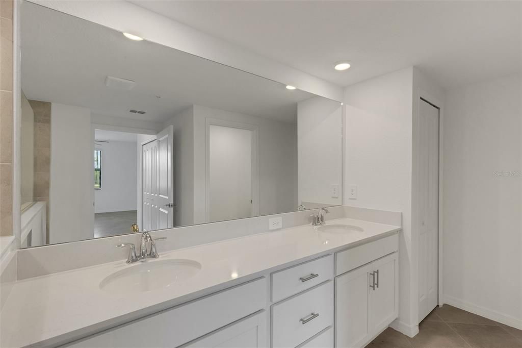 En Venta: $399,000 (3 camas, 2 baños, 1741 Pies cuadrados)