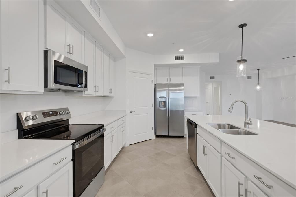 En Venta: $399,000 (3 camas, 2 baños, 1741 Pies cuadrados)
