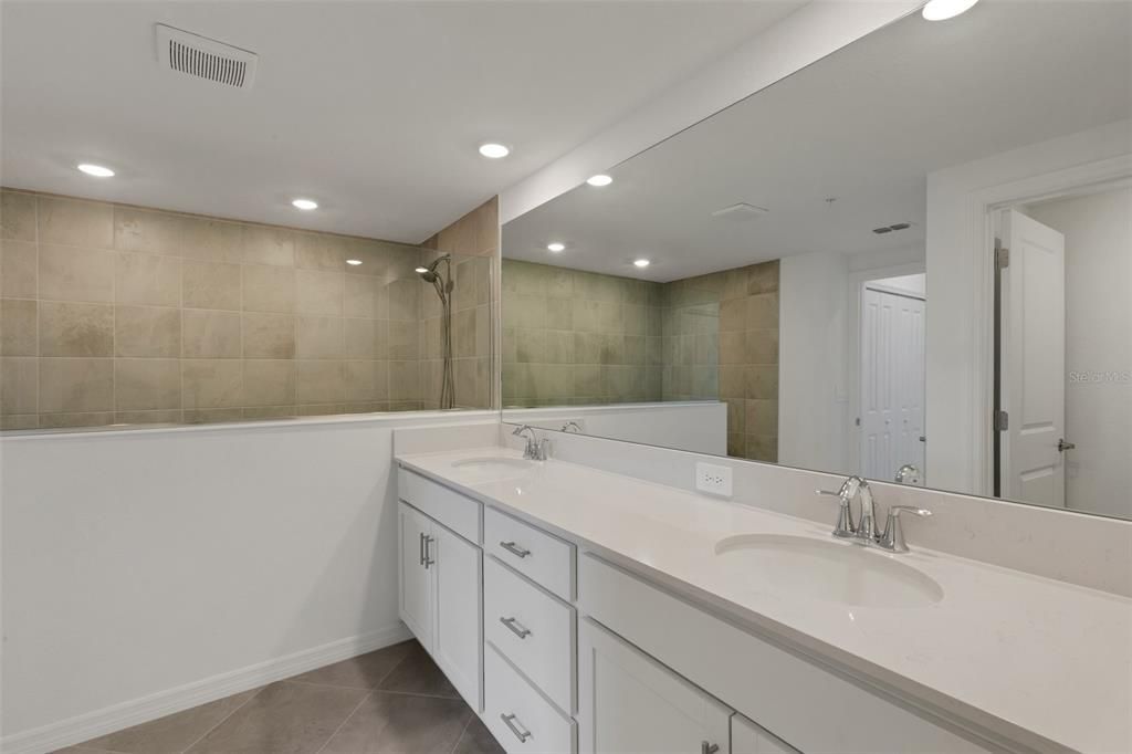 En Venta: $399,000 (3 camas, 2 baños, 1741 Pies cuadrados)