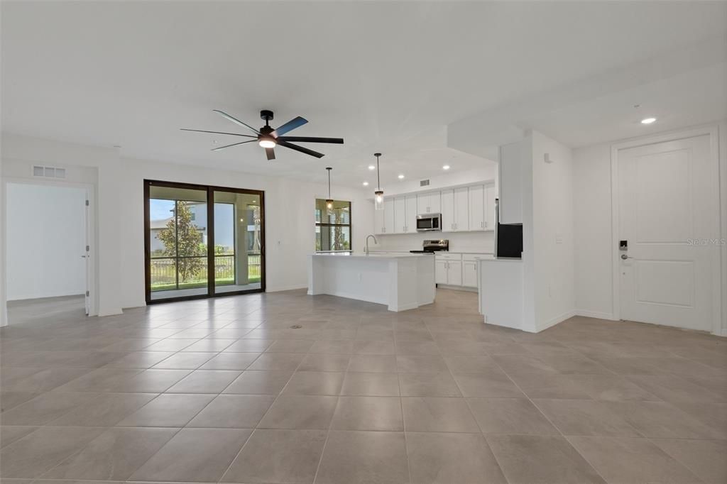 En Venta: $399,000 (3 camas, 2 baños, 1741 Pies cuadrados)