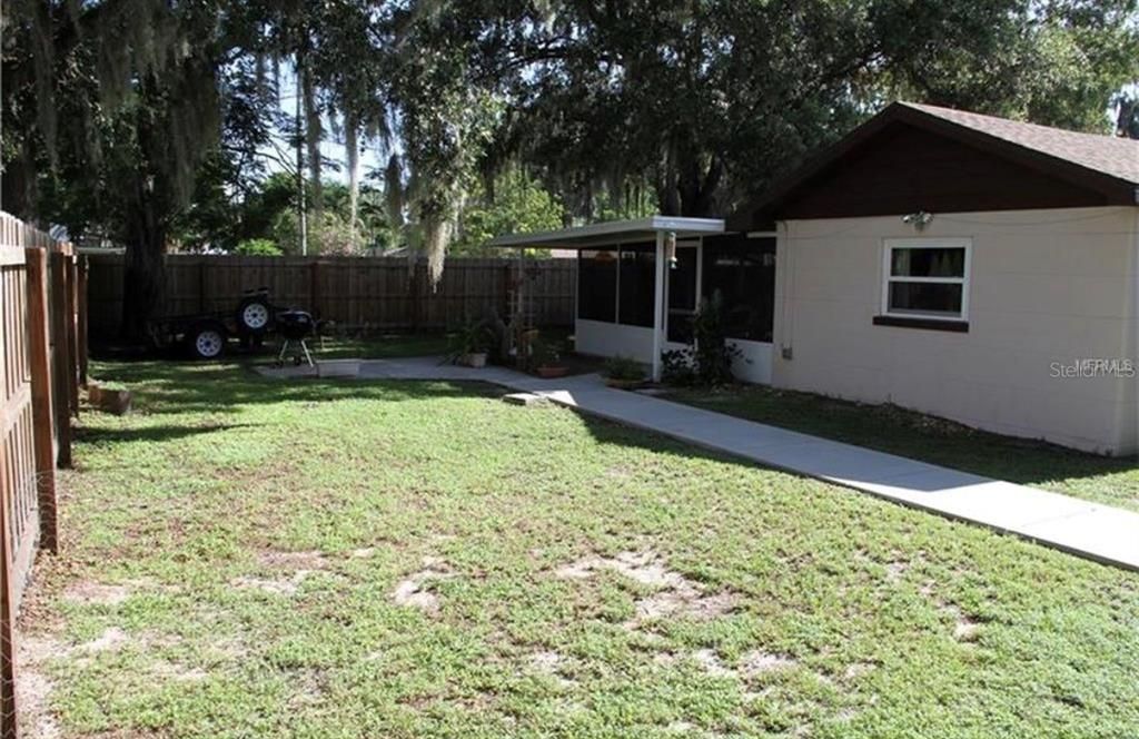 For Sale: $249,900 (3 beds, 2 baths, 1708 Square Feet)