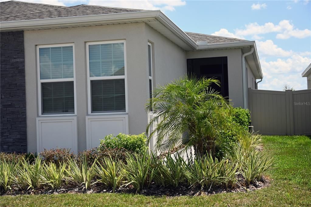 For Sale: $525,000 (4 beds, 3 baths, 2516 Square Feet)