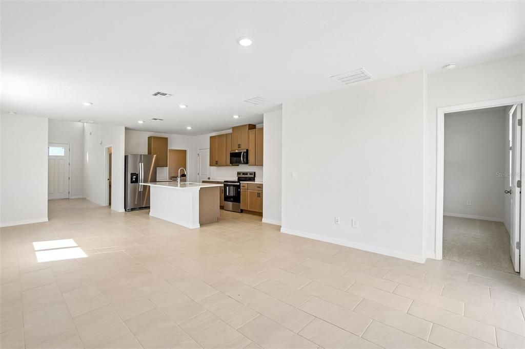 For Sale: $357,560 (4 beds, 2 baths, 2168 Square Feet)