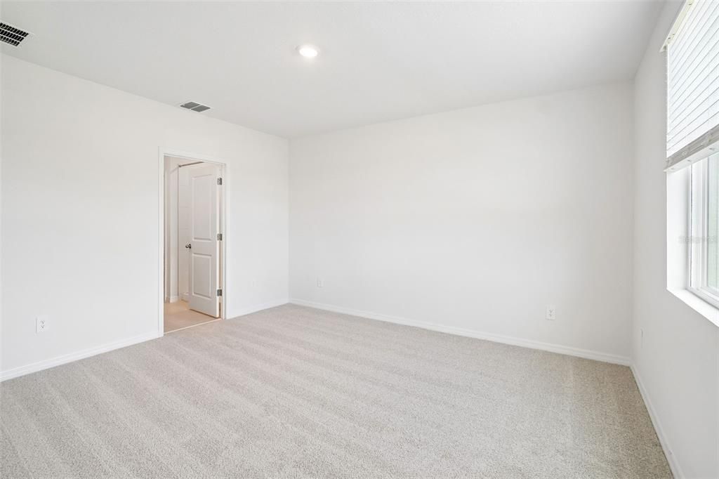For Sale: $357,560 (4 beds, 2 baths, 2168 Square Feet)