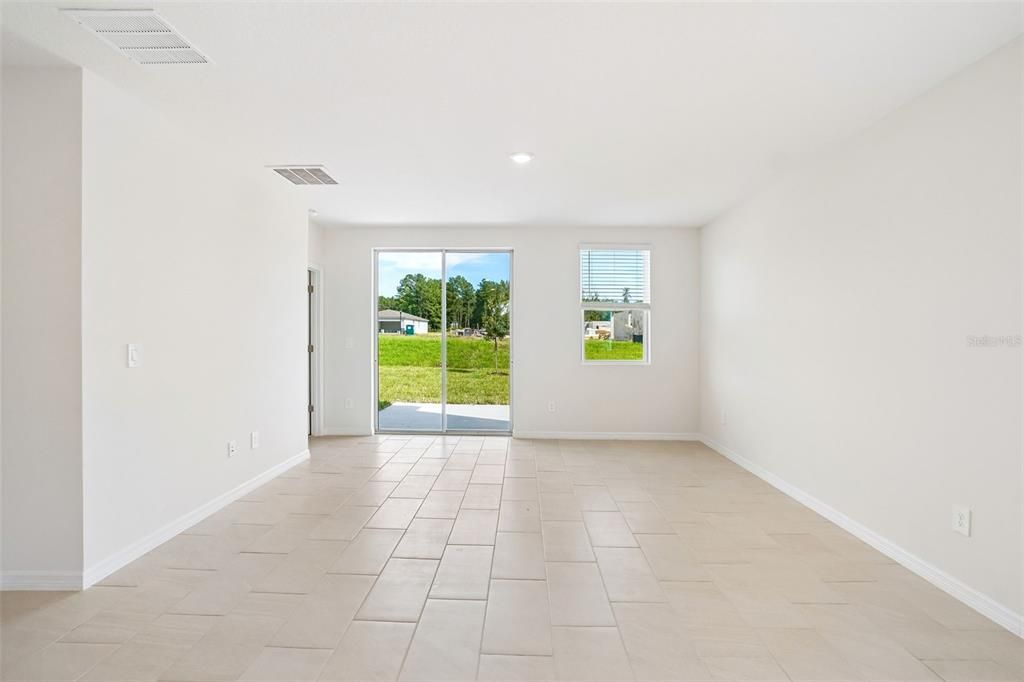 For Sale: $357,560 (4 beds, 2 baths, 2168 Square Feet)