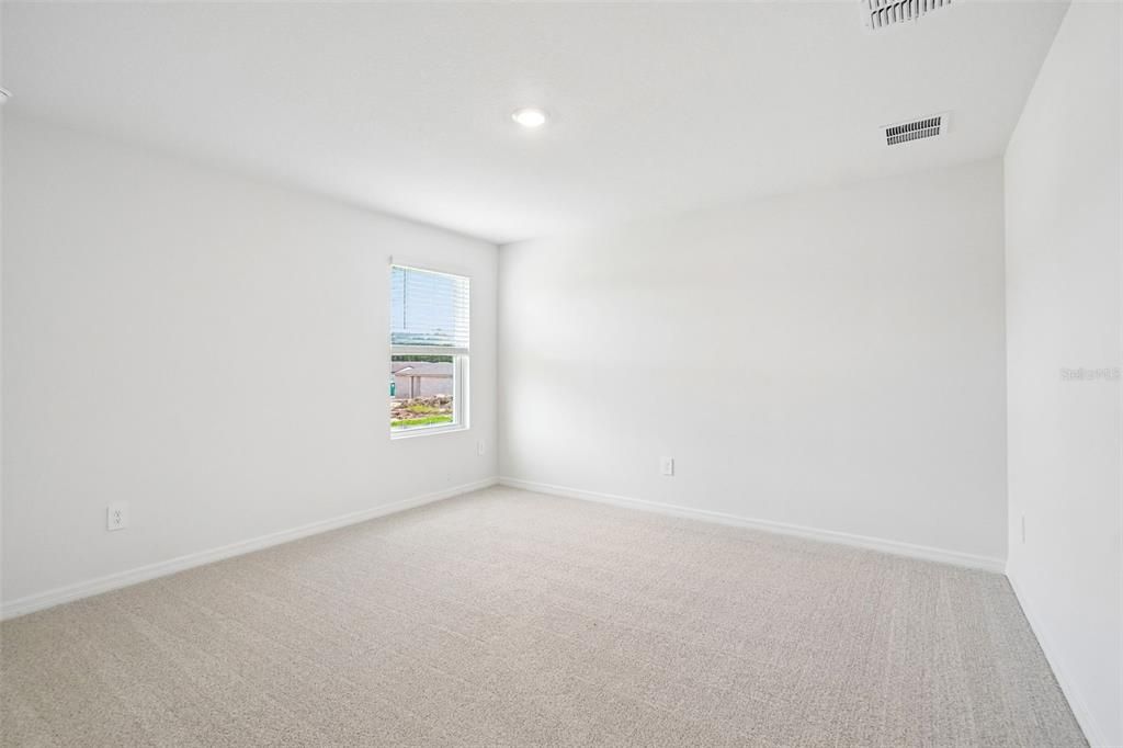 For Sale: $357,560 (4 beds, 2 baths, 2168 Square Feet)