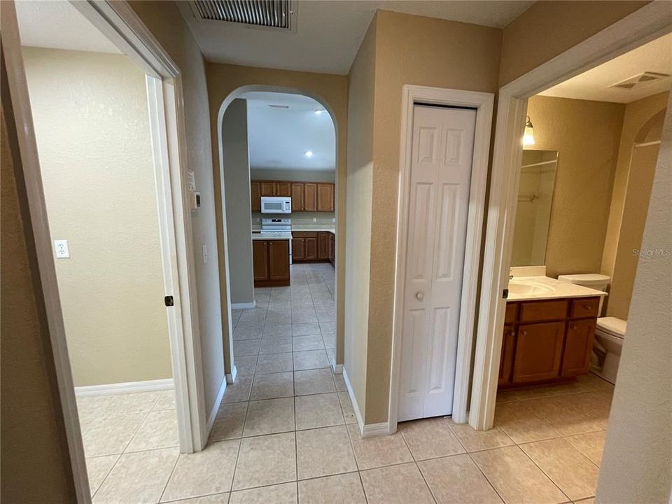 En Venta: $289,900 (3 camas, 2 baños, 1733 Pies cuadrados)