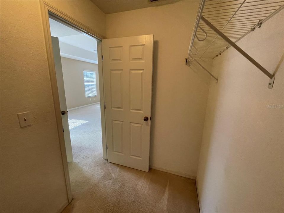 En Venta: $289,900 (3 camas, 2 baños, 1733 Pies cuadrados)