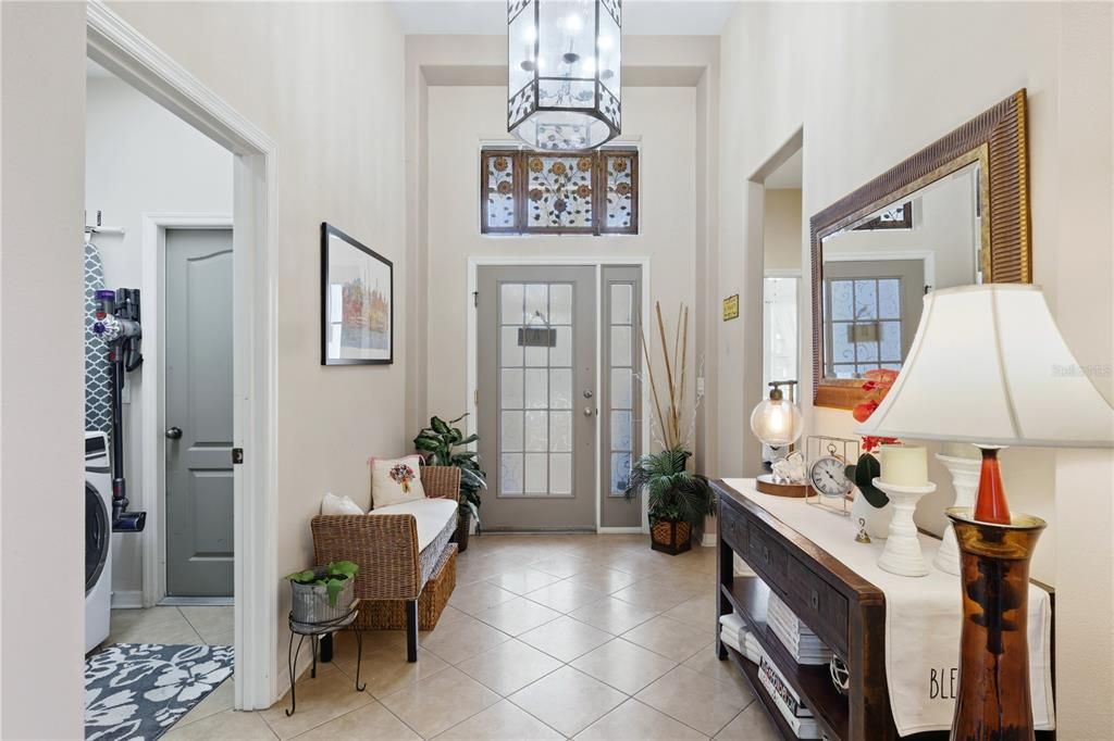 For Sale: $359,000 (3 beds, 2 baths, 1703 Square Feet)