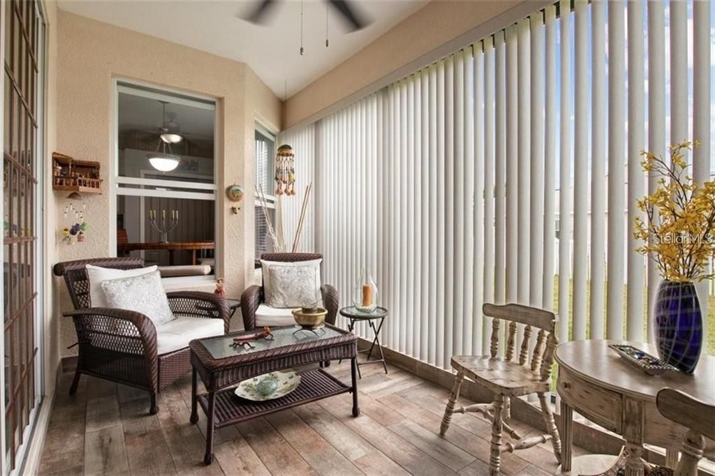 For Sale: $359,000 (3 beds, 2 baths, 1703 Square Feet)