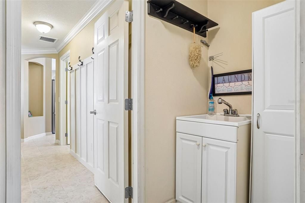 For Sale: $490,000 (3 beds, 2 baths, 1726 Square Feet)