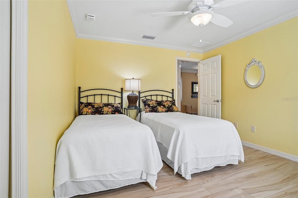 For Sale: $490,000 (3 beds, 2 baths, 1726 Square Feet)
